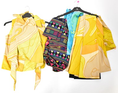 Lot 373 - A quantity of vintage clothing, to include a c....