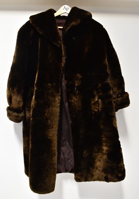 Lot 368 - A vintage brown fur coat jacket with large...
