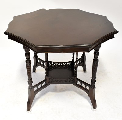 Lot 18 - An Edwardian mahogany occasional table of...