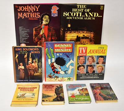 Lot 640 - A quantity of children's annuals including...