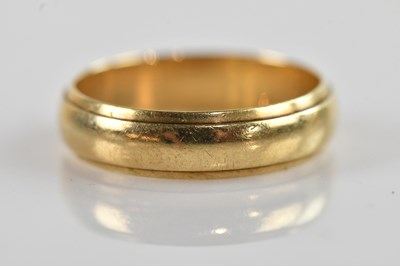 Lot 359 - A 9ct yellow gold wedding band, size W,...