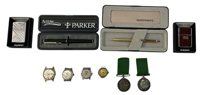Lot 289 - A quantity of assorted collectors’ items...
