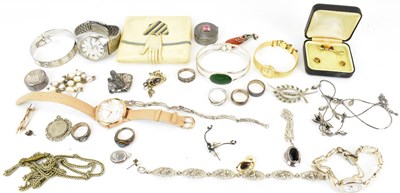 Lot 1067 - Various costume jewellery items to include a...