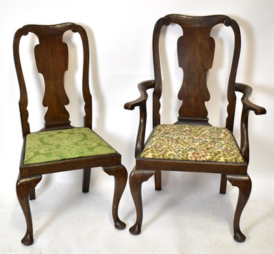 Lot 1633 - A set of four Queen Anne style oak dining chairs