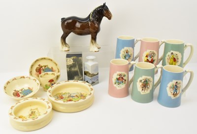 Lot 543 - A group of various collectable pottery...