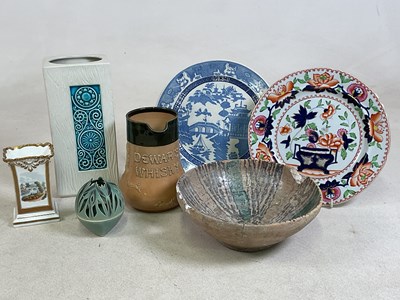 Lot 142 - A group of decorative ceramics including an...