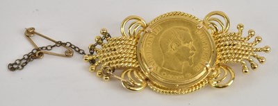 Lot 1382 - A Napoleon III Swiss 10 francs gold coin, 1860,...