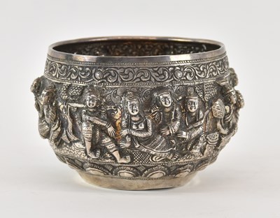 Lot 1116 - An Indian silver circular sugar bowl, with...