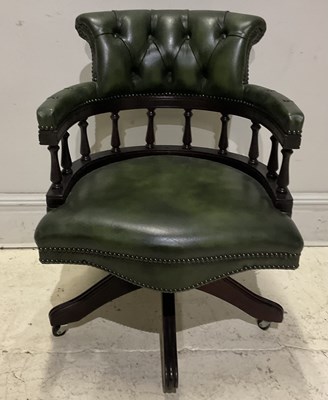 Lot 175 - A reproduction mahogany framed button back...