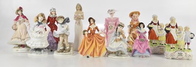 Lot 1150 - A collection of assorted ceramic figures...
