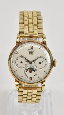 Lot 1503 - UNIVERSAL, GENÈVE; a gentleman's 14ct yellow...