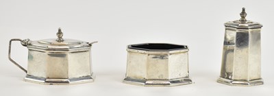 Lot 1135 - MAPPIN & WEBB; an Edward VIII hallmarked...