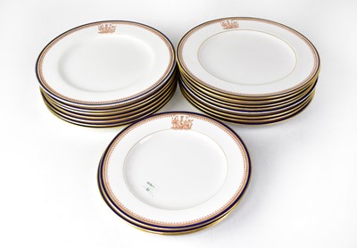 Lot 662 - COPELAND; eighteen dinner and side plates from...