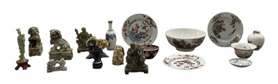 Lot 1067 - A large quantity of assorted Oriental items...