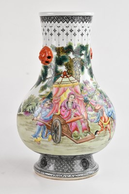 Lot 1163 - A Chinese late Republic period vase, decorated...