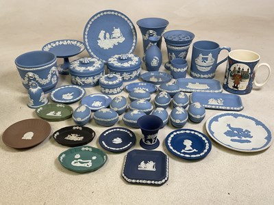 Lot 162 - WEDGWOOD; a quantity of jasperware, comprising...