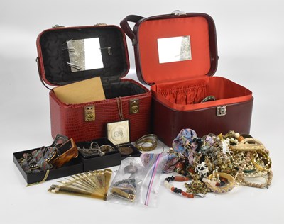 Lot 704 - A collection of mostly costume jewellery, to...