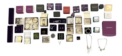 Lot 1435 - A large quantity of assorted modern and...