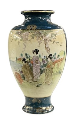 Lot 1071 - An early 20th century Japanese Satsuma ware...