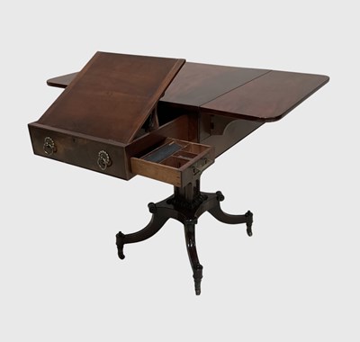 Lot 1012 - An early 19th century mahogany...