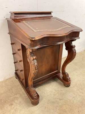 Lot 736 - A 20th century mahogany Davenport with...
