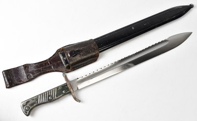 Lot 447 - An Imperial German M1898/05 pattern saw back...