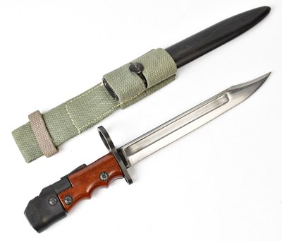 Lot 433 - A British No. 7 Mk1/L knife bayonet, the 20cm...