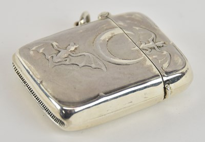 Lot 1191 - An early 20th century sterling silver vesta...