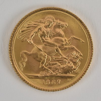 Lot 1474 - An Elizabeth II full sovereign, 1967.