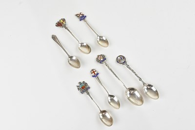Lot 1533 - BAKER BROTHERS SILVER LTD; a George VI...