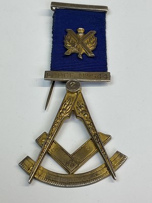 Lot 411 - MASONIC INTEREST; a silver gilt jewel,...