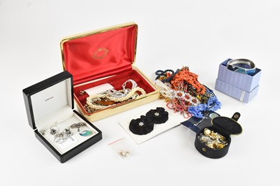 Lot 1567 - A collection of costume jewellery including...