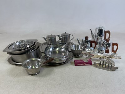 Lot 104 - A quantity of vintage stainless steel items,...