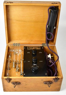 Lot 259 - A boxed Osborne Garrett & Co Ltd Viole Ray...