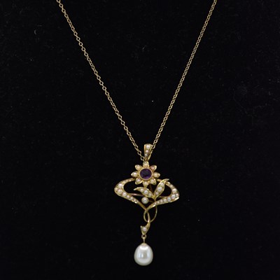 Lot 1363 - An Edwardian 15ct yellow gold pendant, set...