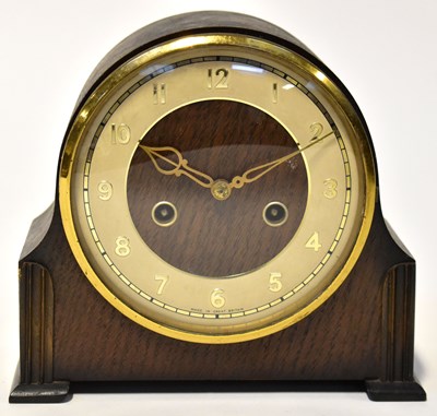 Lot 115 - SMITHS; a 1930s oak cased mantel clock with...