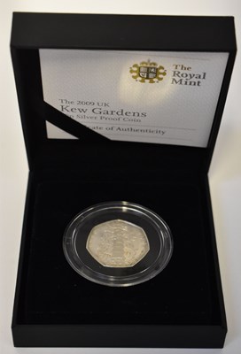 Lot 644 - THE ROYAL MINT; a Kew Gardens silver proof 50p...