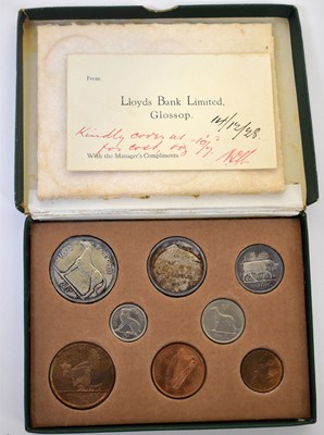 Lot 637 - A 1928 Irish eight-coin pack, in green...