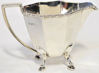 Lot 603 - COOPER BROTHERS & SONS LTD; a George V...