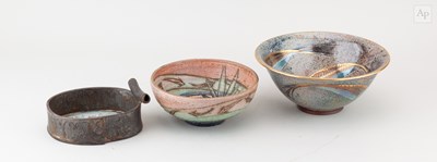 Lot 241 - HONOR HUSSEY (born 1944); an earthenware bowl...