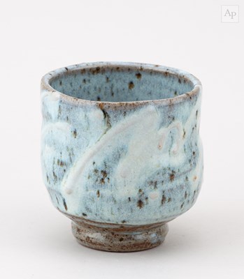 Lot 661 - TAKESHI YASUDA (born 1943); a stoneware yunomi...