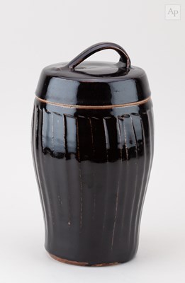 Lot 276 - JEREMY LEACH (born 1941) for Lowerdown Pottery;...