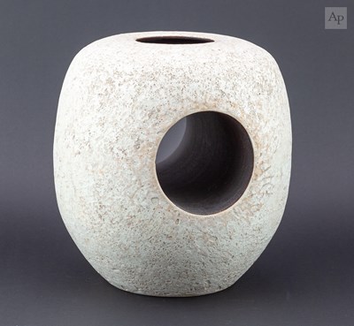 Lot 97 - CHRIS CARTER (born 1945); a large stoneware...
