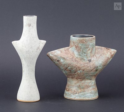 Lot 100 - CHRIS CARTER (born 1945); a small stoneware...
