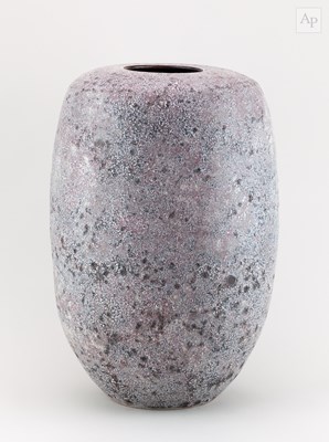 Lot 81 - CHRIS CARTER (born 1945); a large stoneware...