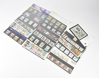 Lot 2329 - GREAT BRITAIN; presentation packs, a small...