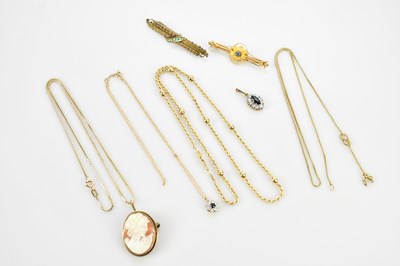 Lot 350 - A collection of Victorian and later 9ct gold...
