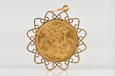 Lot 314 - A George V full sovereign, 1919, in a yellow...