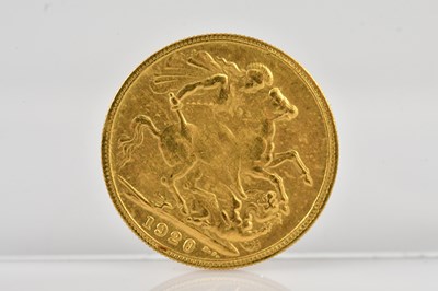 Lot 528 - A gold coin, tests as 21.91k, approximate...