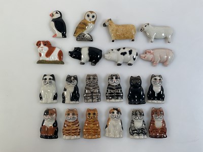 Lot 225 - QUAIL POTTERY; a collection of fridge magnets...